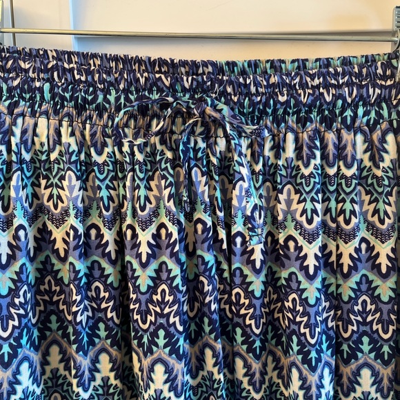 Wish… harem pants. Beautiful Blue Print Size M/L. Drawstring Waist - Picture 3 of 7